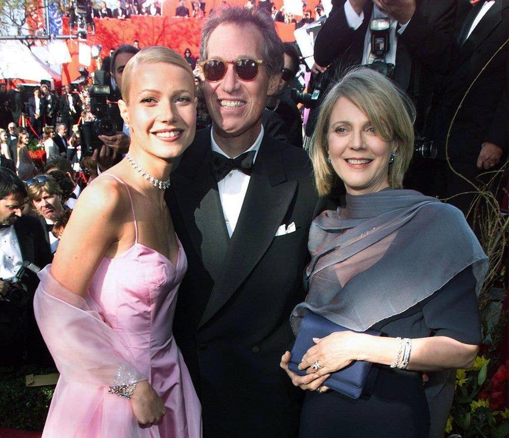 This 21 March 1999 file photo shows US actress Gwyneth Paltrow (L) posing with her father director Bruce Paltrow (C) and mother actress Blythe Danner (R) upon their arrival at the Dorothy Chandler Pavilion in Los Angeles, CA for the 71st Annual Academy Awards. Bruce  Paltrow died suddenly in Rome 03 October 2002 while visiting his Oscar-winning daughter in Italy, a spokesman for the US embassy in Rome confirmed. According to reports, Paltrow, 59, died in the city's San Camillo hospital after experiencing breathing problems.