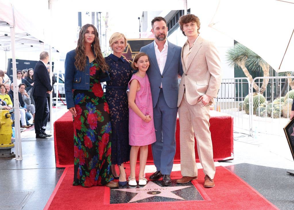 Auden Wyle, Sara Wells, Frances Wyle, Noah Wyle and Owen Wyle