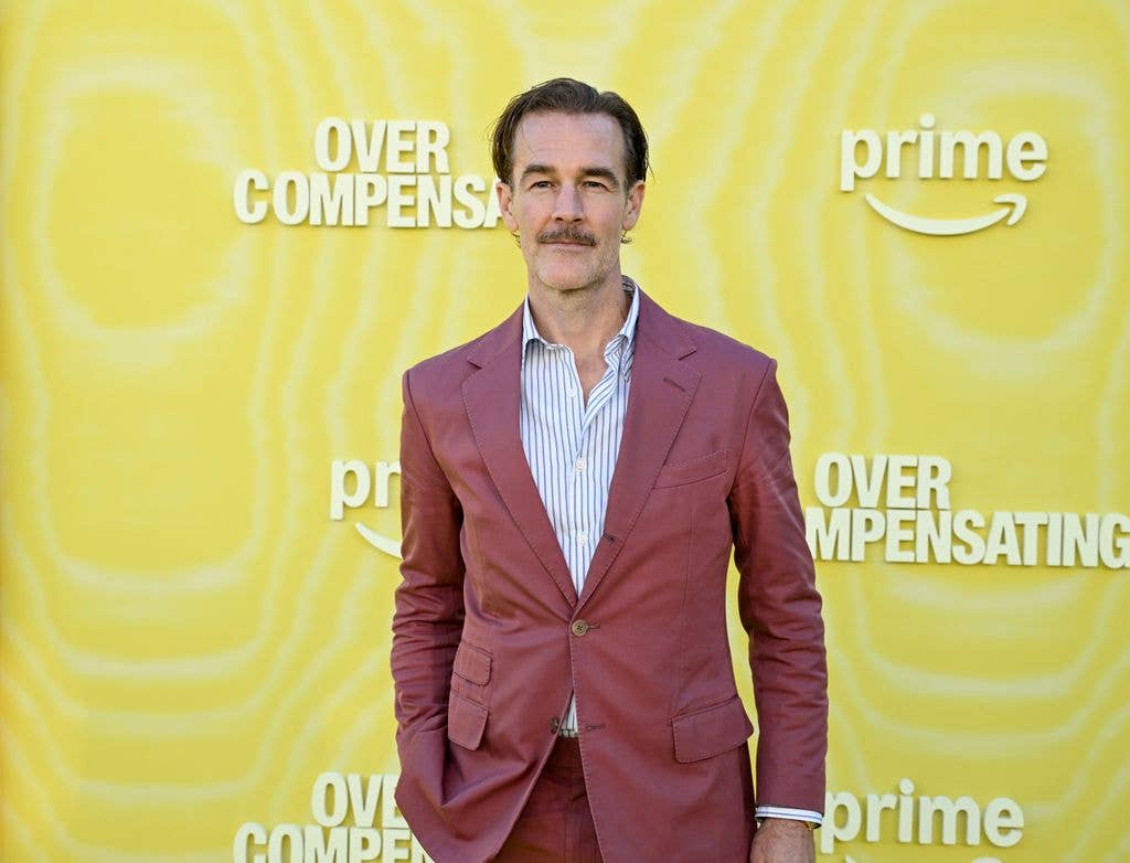 james van der beek pink suit