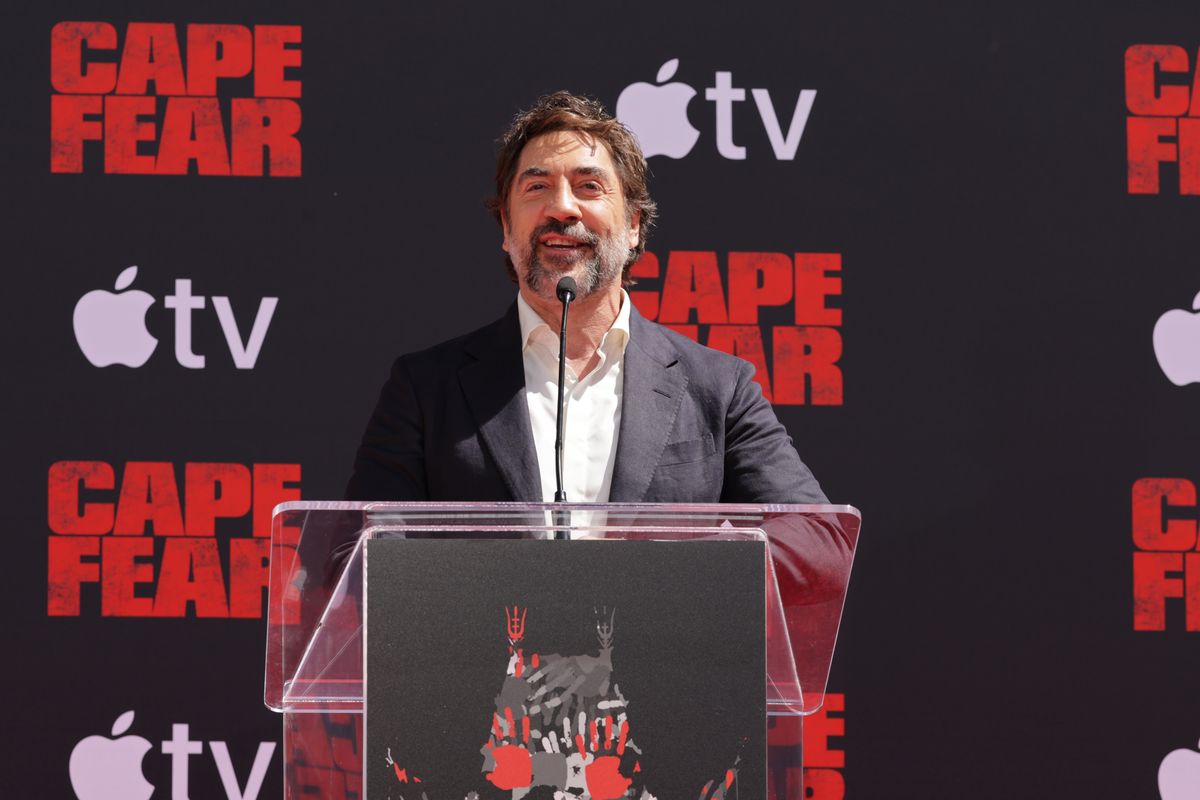Bardem reflected on his family's artistic legacy and paid tribute to his late mother, actress Pilar Bardem, during the emotional event.