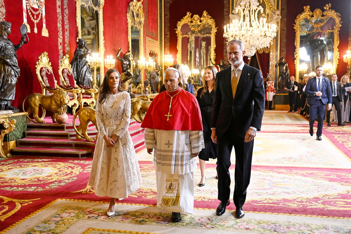 King Felipe VI and Queen Letizia welcomed Pope Leo XIV during his historic first visit to Spain as Pontiff.