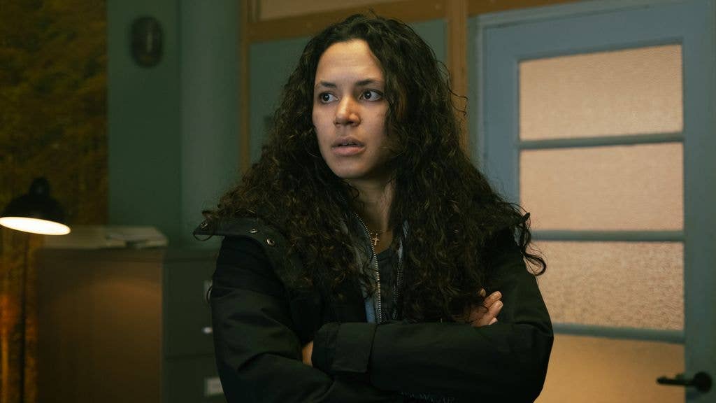 Aldis Amah Hamilton as Anita in Black Sands