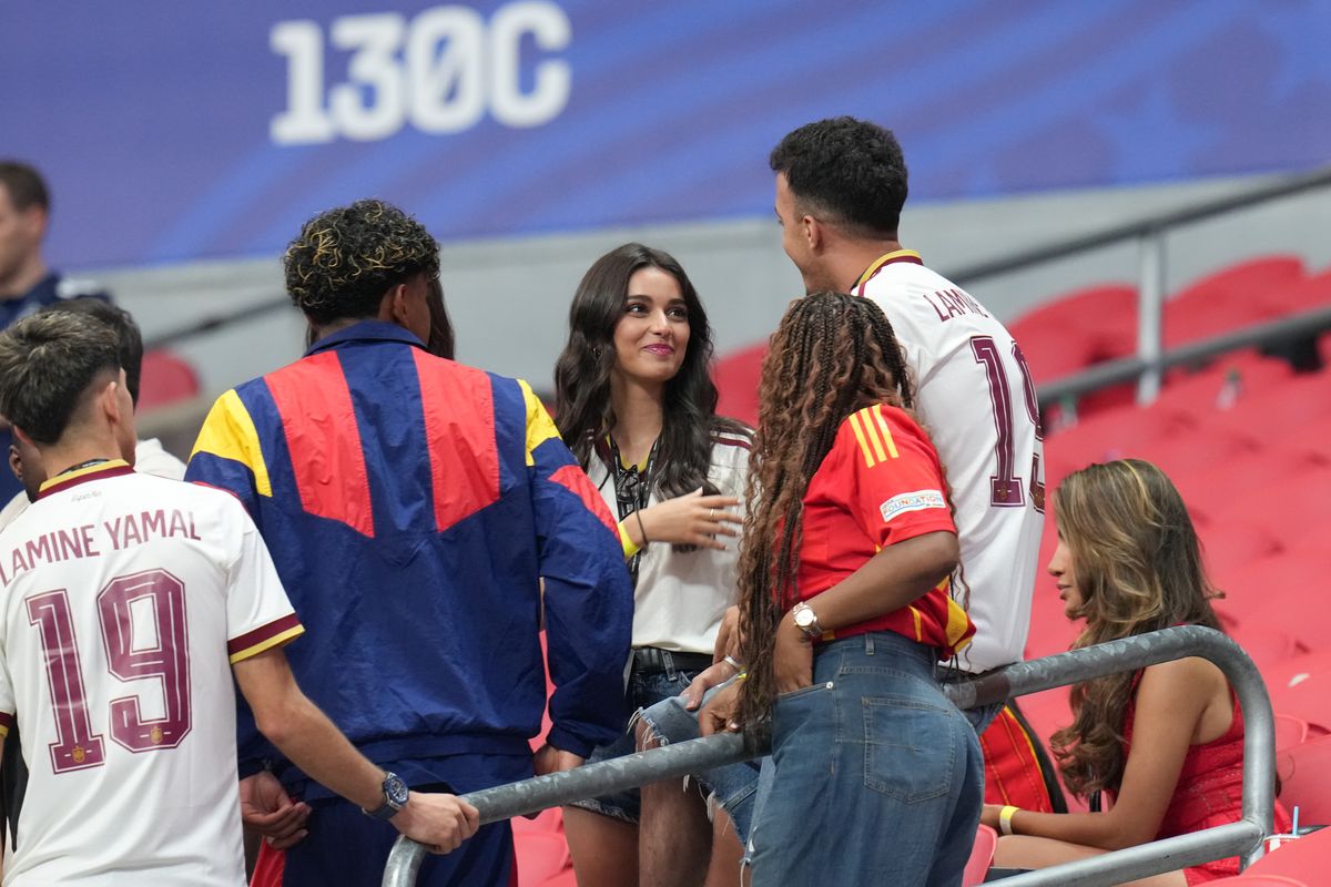 Yamal and his girlfriend Ines Garcia
