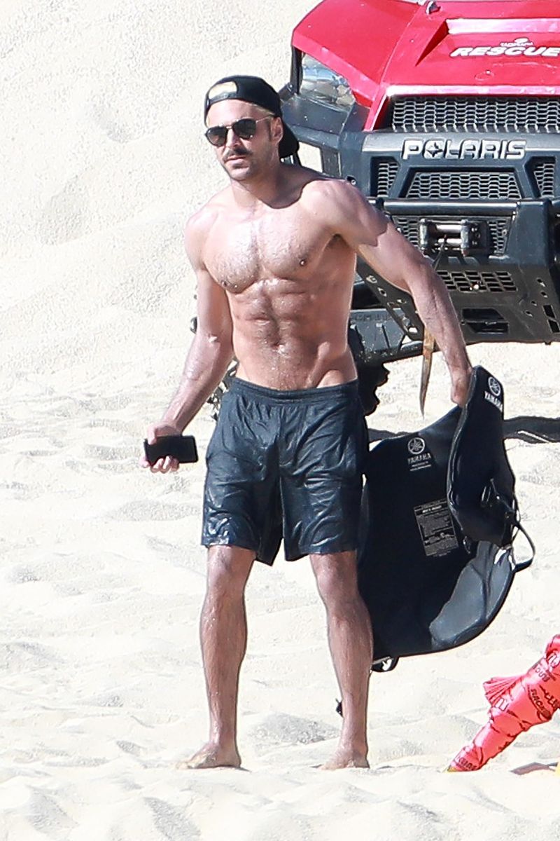 Photo © 2019 Backgrid/The Grosby Group
Spain: Lagencia Grosby

EXCLUSIVE 
 
Cabo San Lucas, MEXICO, 12 Jan, 2019.

It has been nearly three years since we caught sight of Zac's body during those glorious Baywatch set pictures. Displaying a beard and platinum hair, Zac and his look-a-like brother Dylan were pictured having some fun under the Mexican Sun while in Cabo San Lucas. The group enjoyed a quick jet ski ride before testing their motor skills slacklining. Shot on 1/11/19.