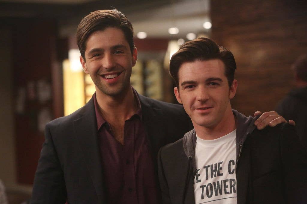 GRANDFATHERED - "The Biter" - Airing Tuesday, Feb. 9 (8:30-9:00 PM ET/PT) on FOX.
JOSH PECK, DRAKE BELL