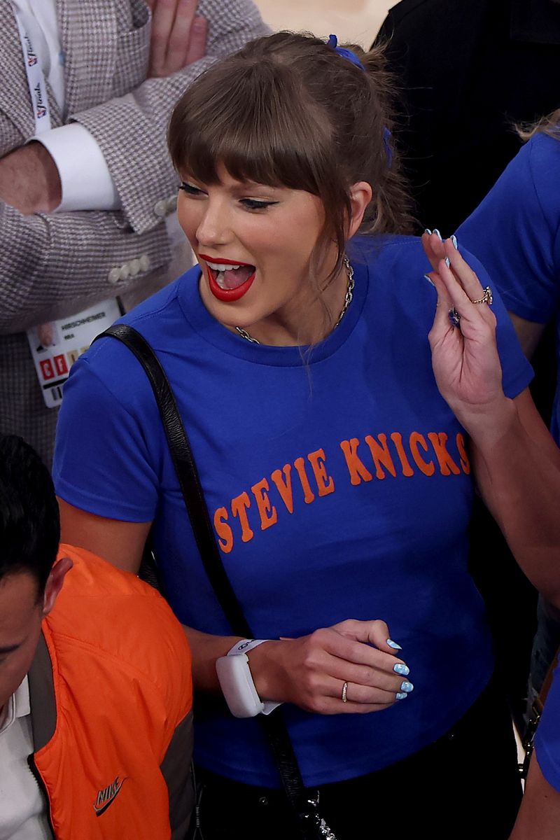 The internet came for Swift after her appearance