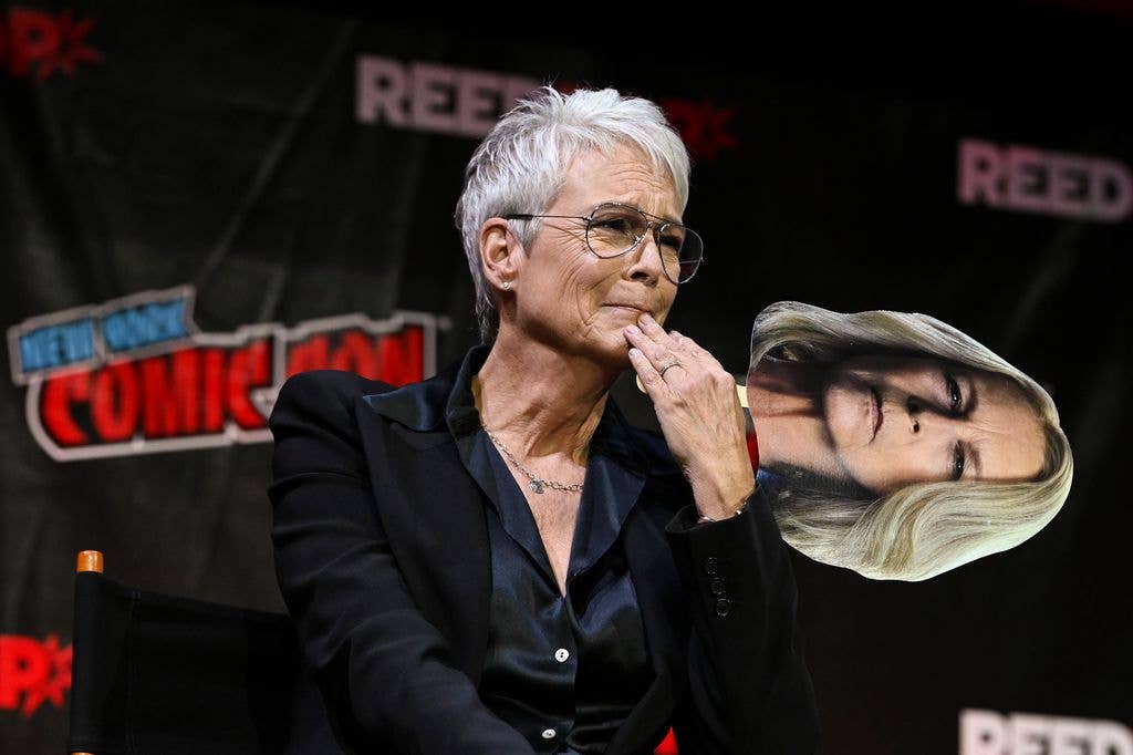 Jamie Lee Curtis speaks onstage during HALLOWEEN ENDS presented by Universal Pictures during New York Comic Con at Jacob Javits Center on October 08, 2022 in New York City. (Photo by Slaven Vlasic/Getty Images for Universal Pictures)