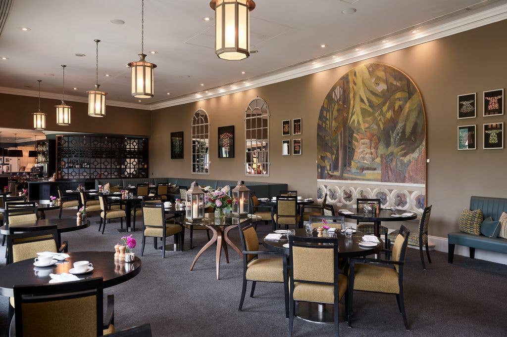 Photo of a beautiful dining room in a hotel