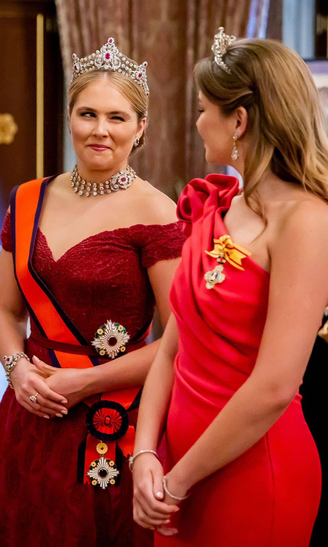 Crown Princess Catharina-Amalia winking at Princess Ariane
