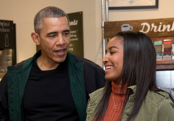 Sasha Obama & Barack Obama At Pleasant Pops