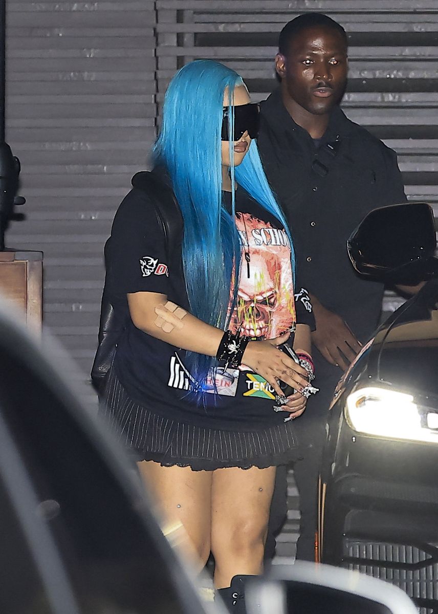 North added faux thigh piercings to her edgy dinner look
