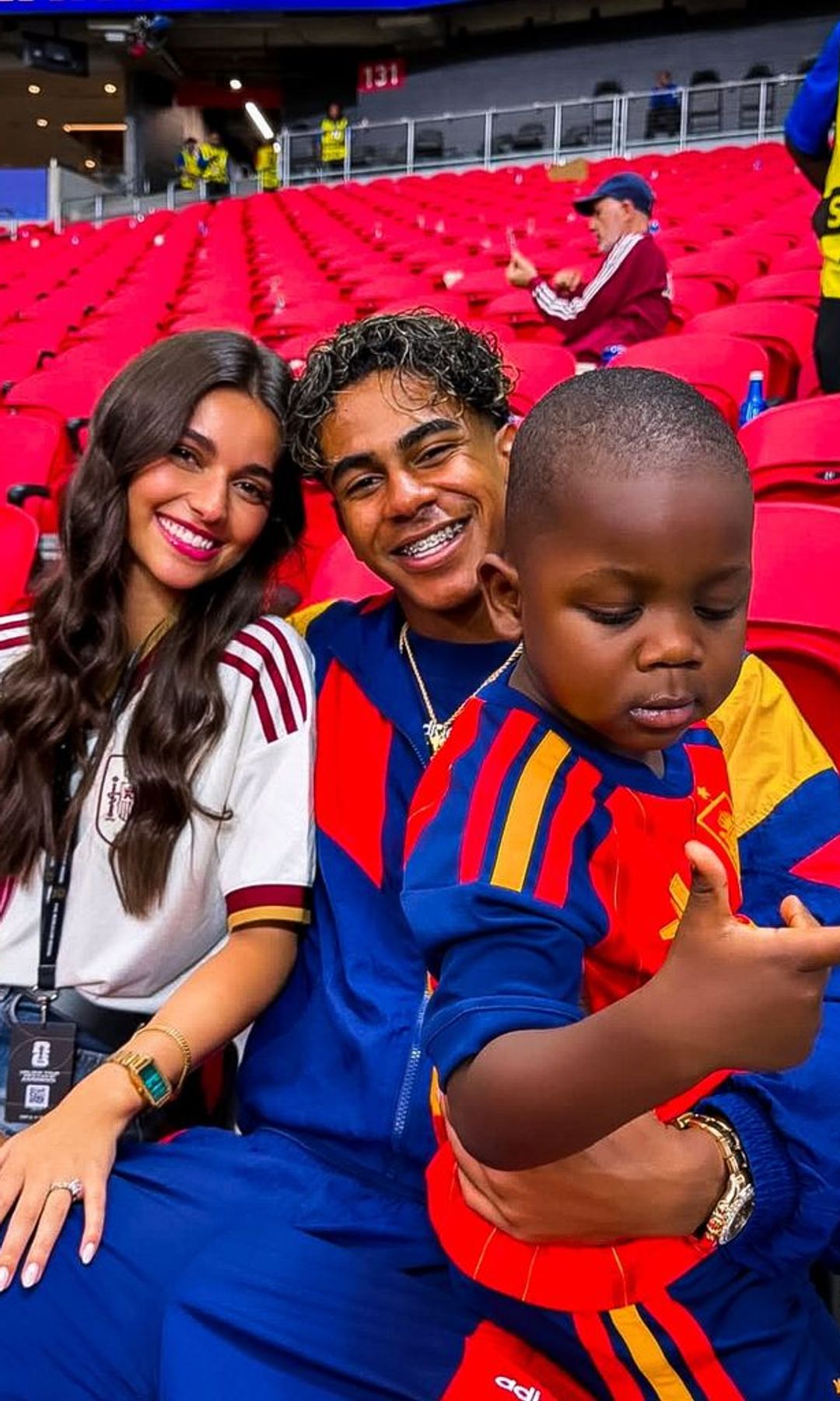 Lamine and Ines alongside Lamine's little brother