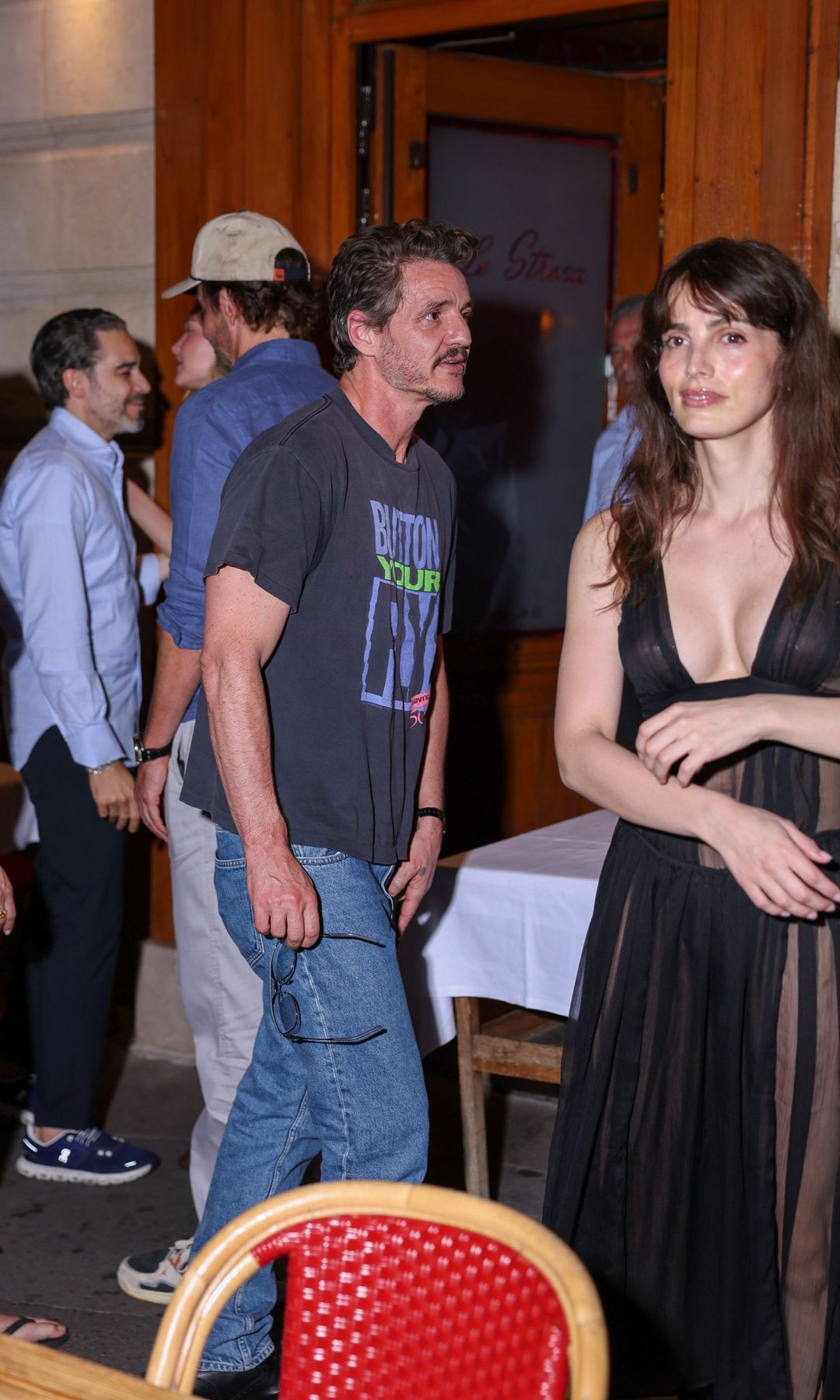 The couple was photographed grabbing dinner with Pedro and Lux Pascal