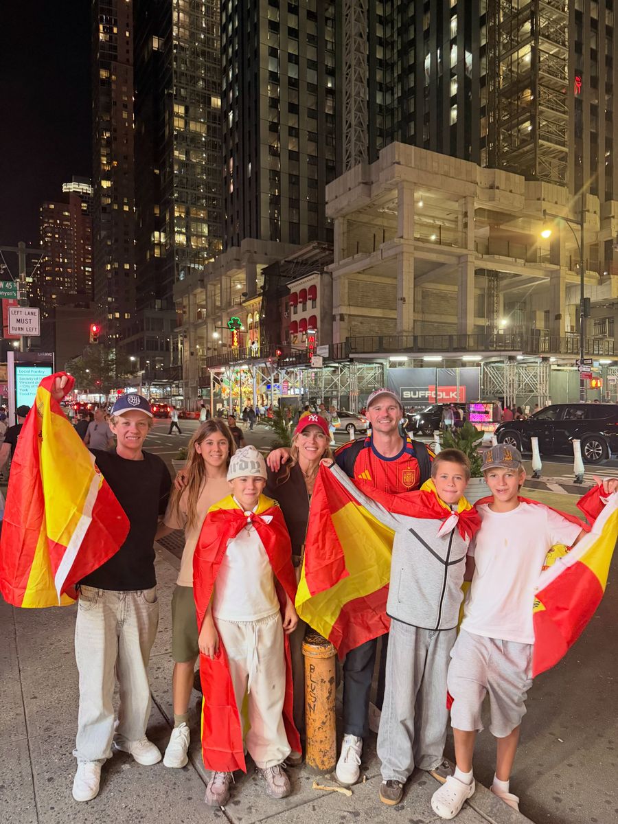 Pataky and her family celebrating Spain's World Cup win