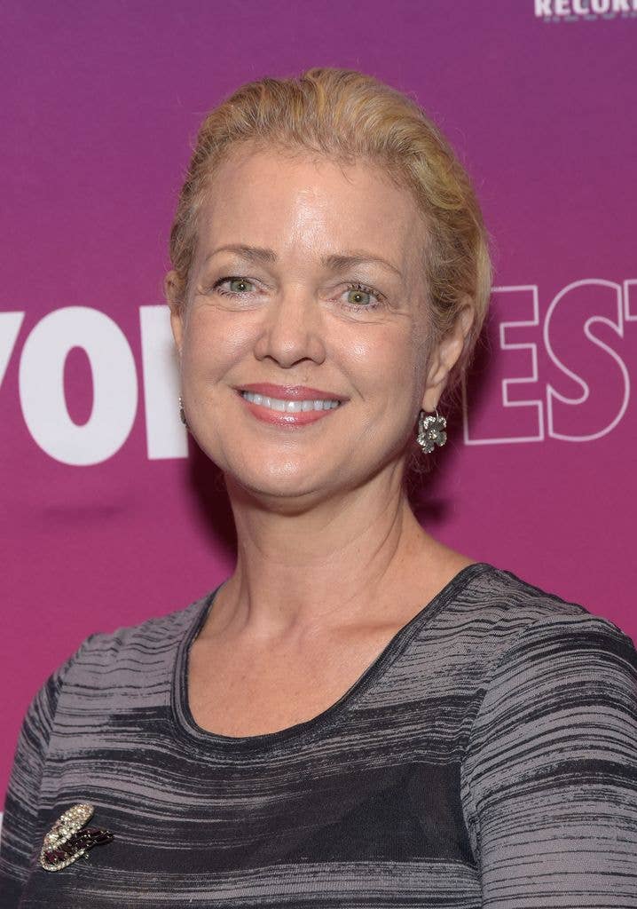melody anderson red carpet