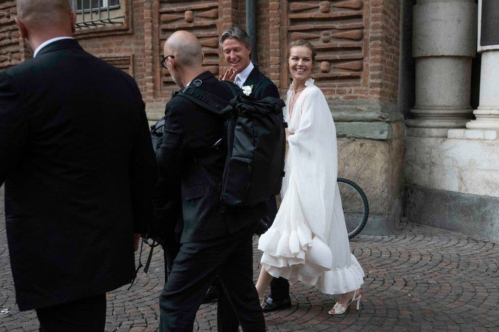 Eva's wedding outfit featured a romantic cape