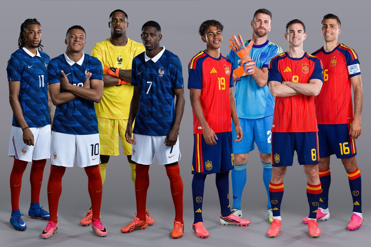 (L-R) Michael Olise, Kylian Mbappe, Mike Maignan, and Ousmane Dembele of France, and Lamine Yamal, Unai Simon, Fabian Ruiz, and Rodri of Spain, ahead of the FIFA World Cup 2026 Semi Final match between France and Spain