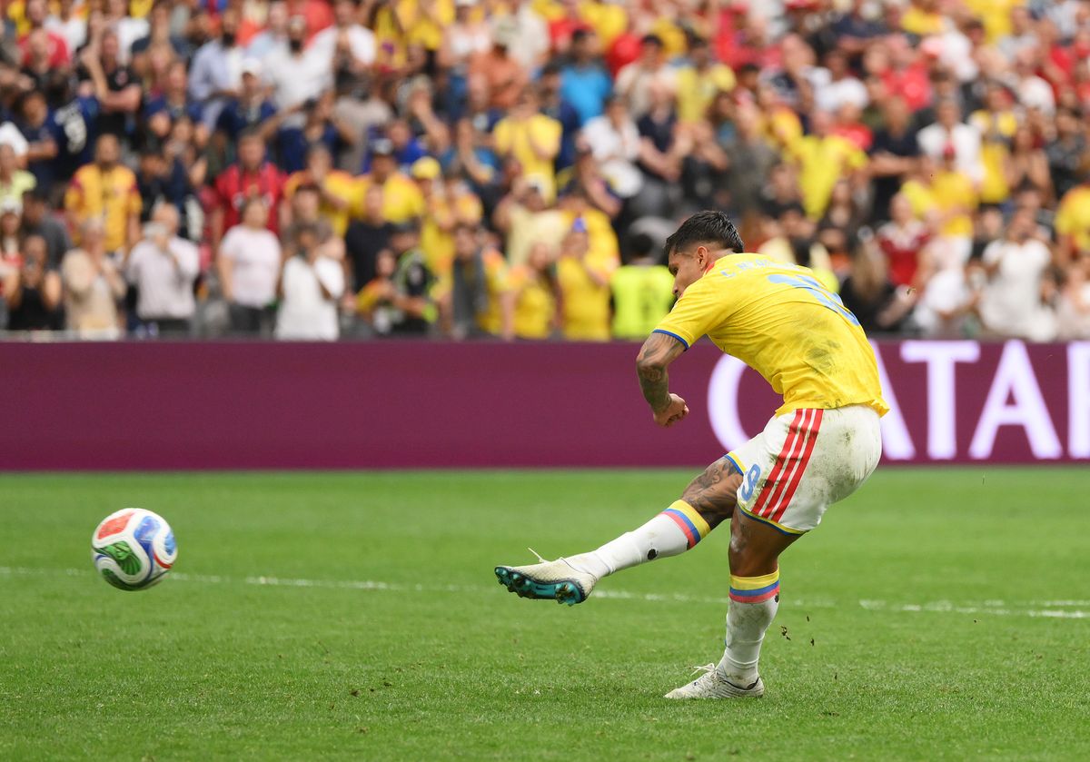 Los Cafeteros fell just one step short of the World Cup quarterfinals after an emotional penalty shootout defeat.