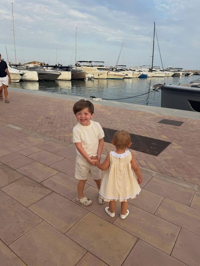 Presley and Palma looked so cute in yellow