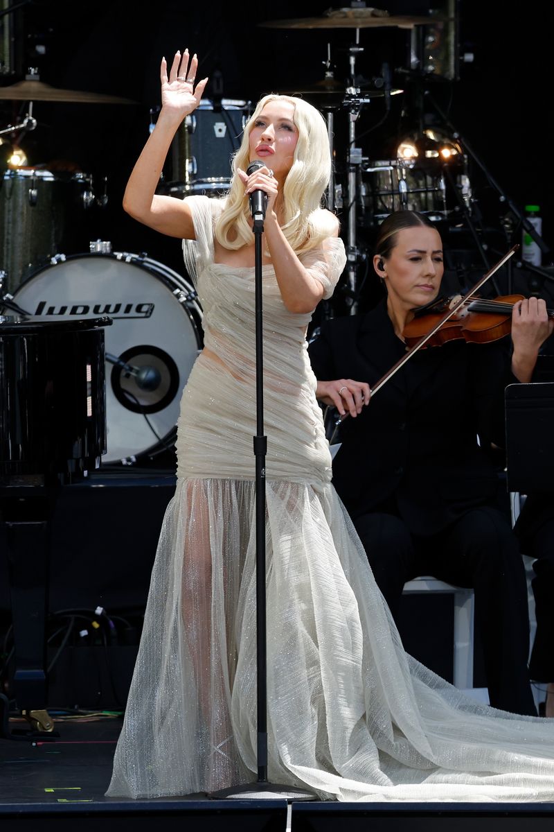Christina Aguilera performs during the dedication ceremony for the opening of the Barack Obama Presidential Center