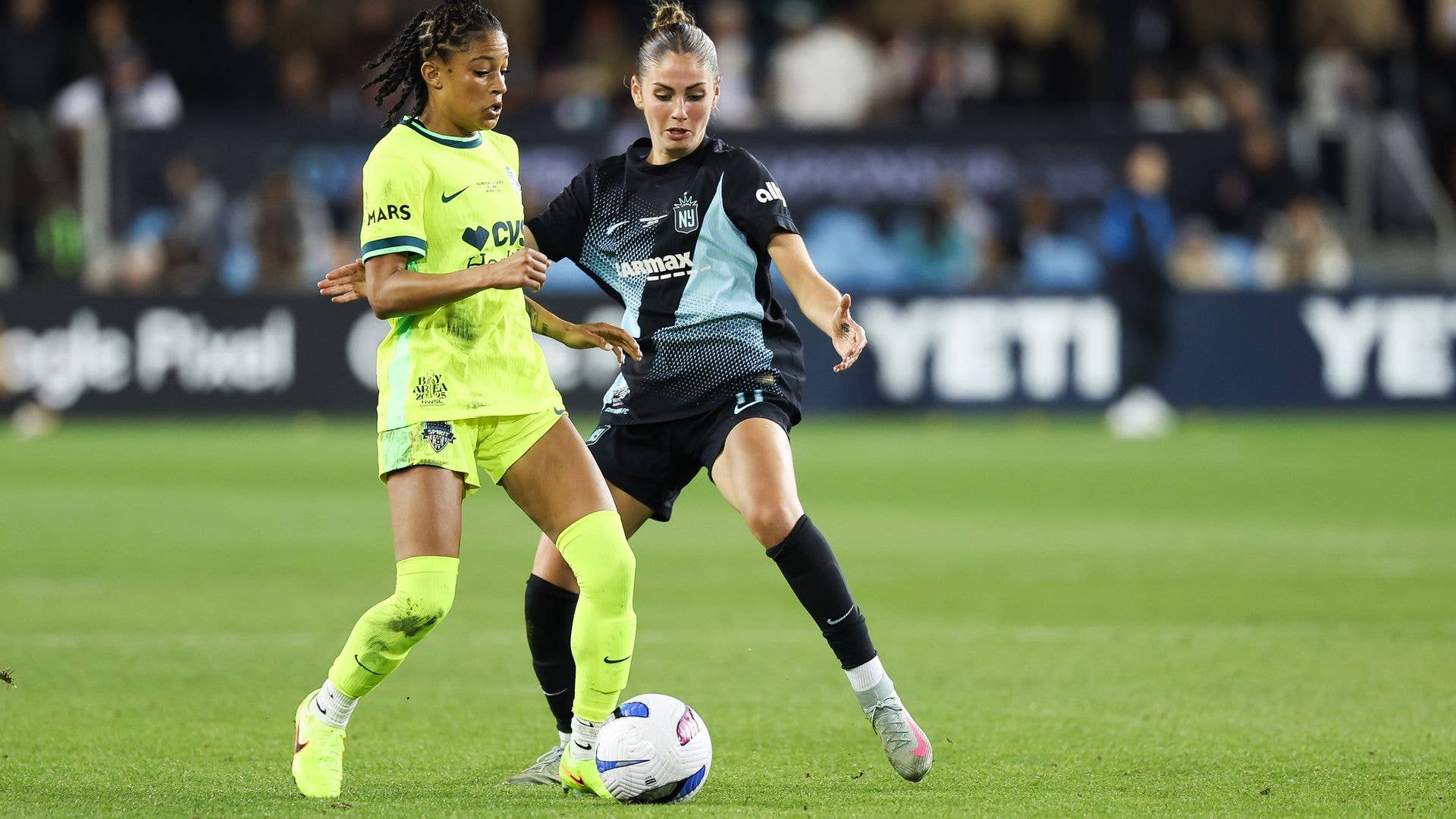 Sarah Schupansky #11 of NY/NJ Gotham FC defends Croix Bethune #7 of Washington Spirit during the 2025 NWSL championship game between Washington Spirit and NJ|NY Gotham City FC at PayPal Park on November 22, 2025, in San Jose, CA.