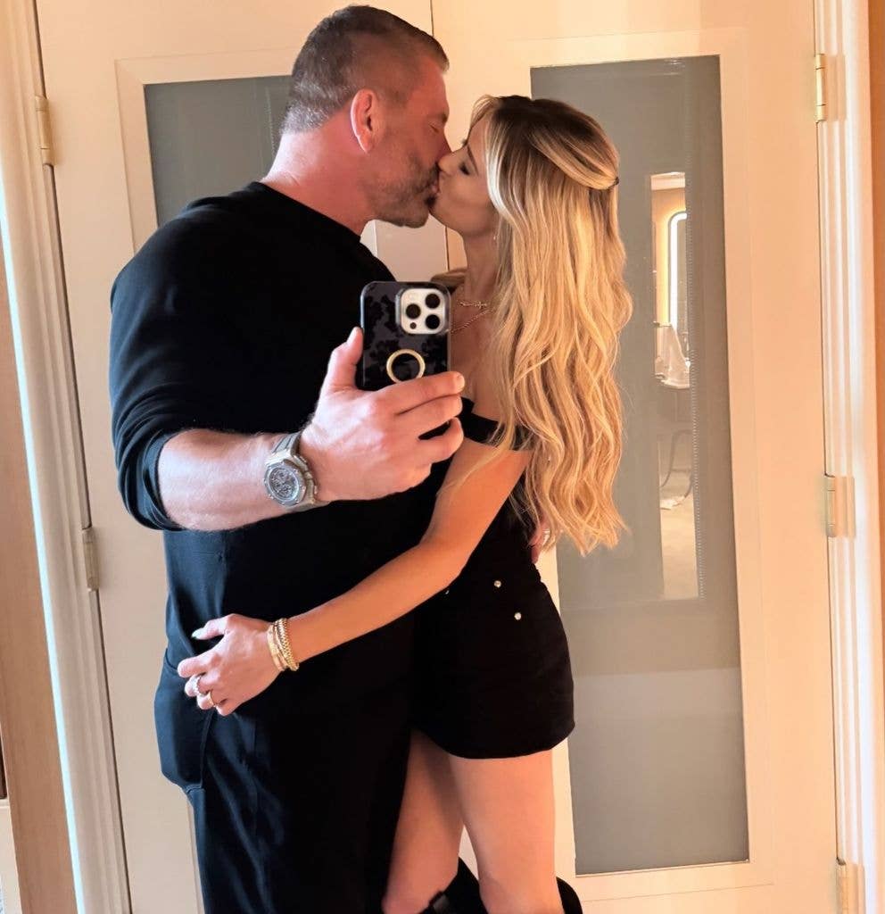 photo of christina haack kissing boyfriend christopher