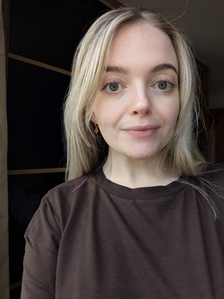 woman with clear, glowing skin