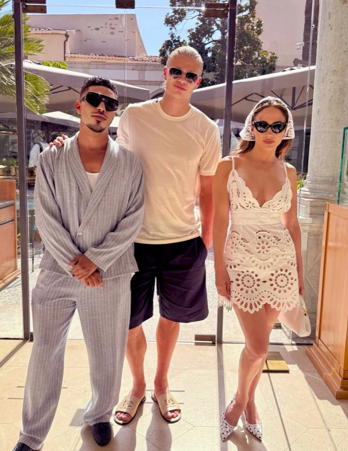 Jennifer Lopez and Erling Haaland crossed paths during their time in Italy.