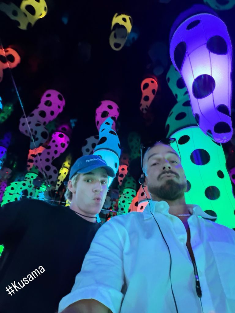 Ricky Martin and his son Matteo at the Yayoi Kusama exhibition at the Almaty Museum of Arts.