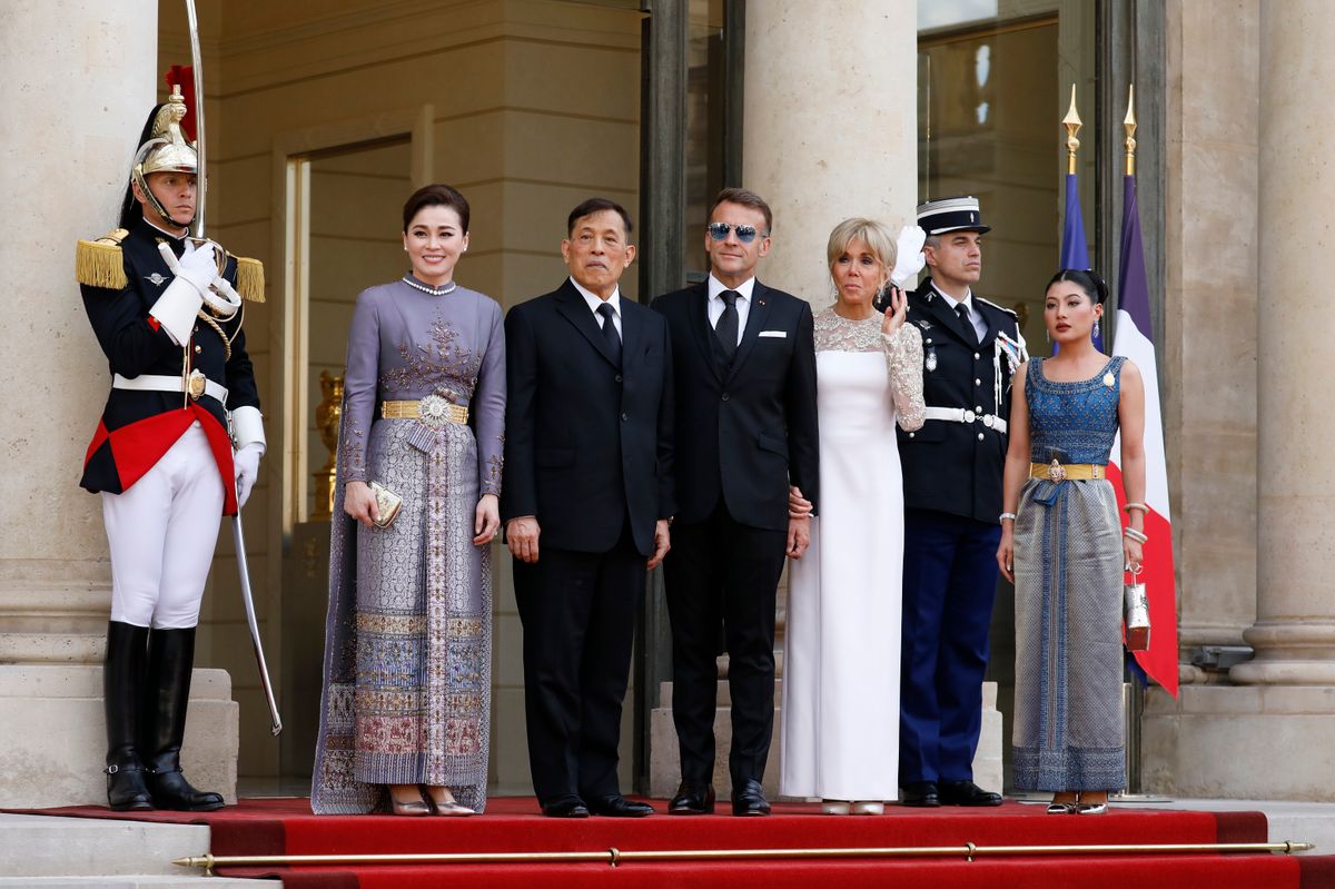 French President Emmanuel Macron and his wife Brigitte Macron with King of Thailand Maha Vajiralongkorn, Queen of Thailand Suthida and Princess Sirivannavari of Thailand on the steps of The Elysee Presidential Palace
