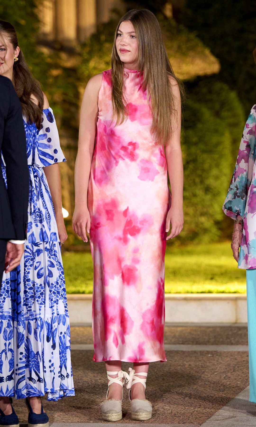 Infanta Sofía in a pink tie-dye satin dress by Zara at the Marivent Palace reception in Mallorca