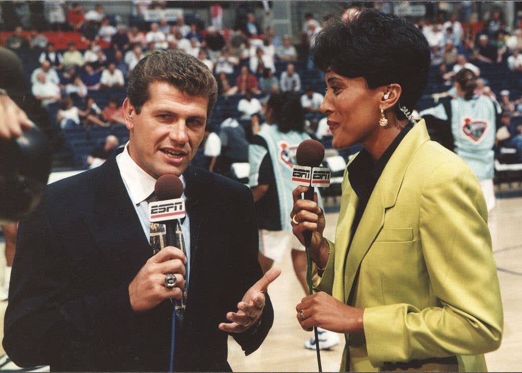 robin roberts wnba