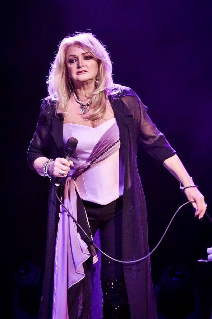 Bonnie Tyler performing in Berlin