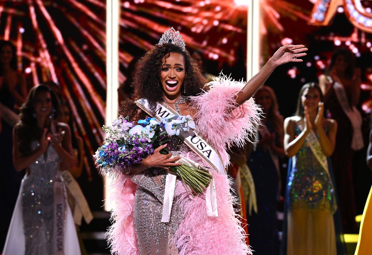 Miss Virginia USA 2026 Justus Kelley is crowned Miss USA 2026 onstage during the 2026 Miss USA Final Competition & Coronation at Adrienne Arsht Center for the Performing Arts on August 27, 2026 in Miami, Florida. (Photo by Ivan Apfel/Getty Images)