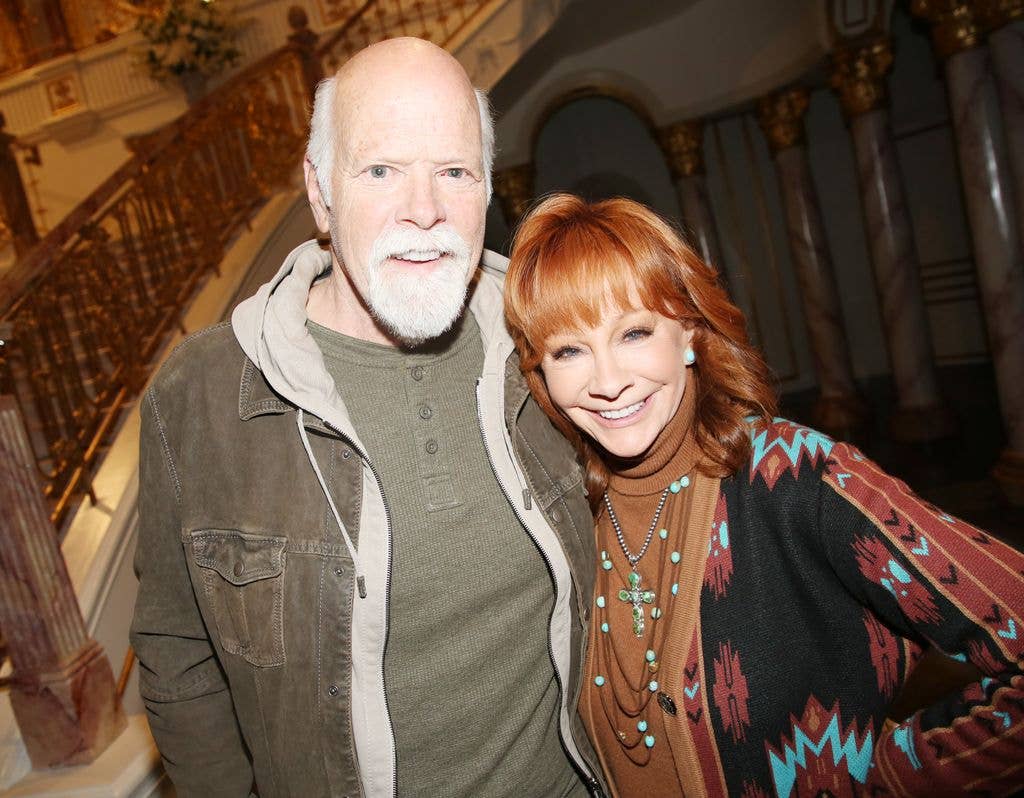 rex linn reba mcentire smiling