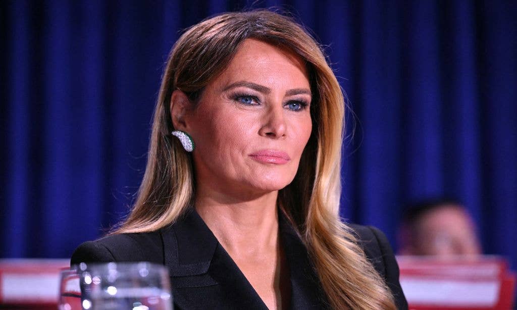 Melania Trump posing 