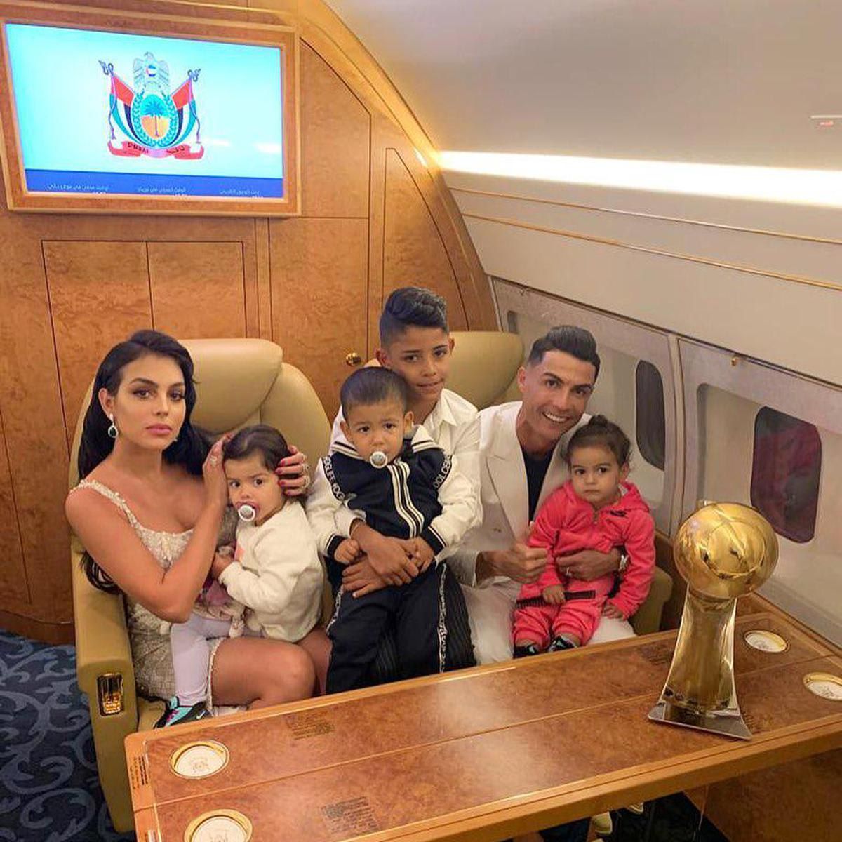 Cristiano Ronaldo, Georgina Rodriguez y sus hijos