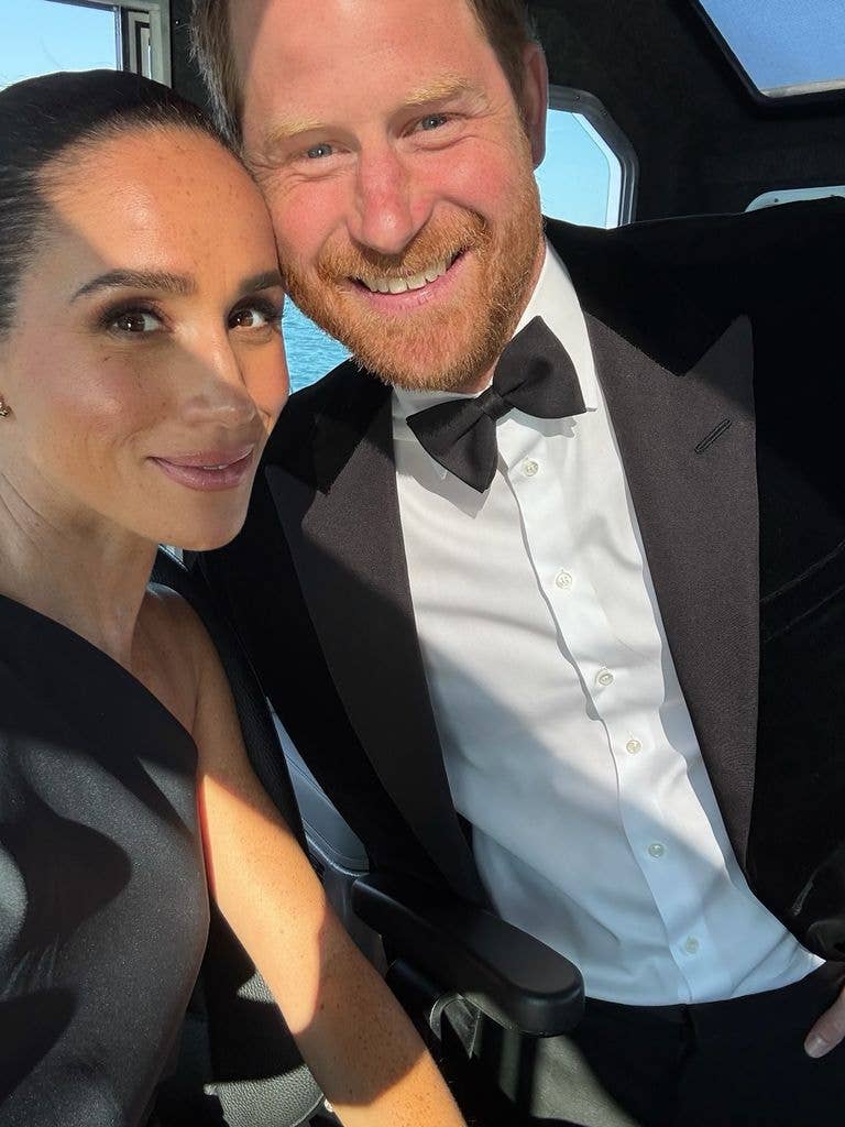 Prince Harry and Meghan Markle take a selfie in Canada