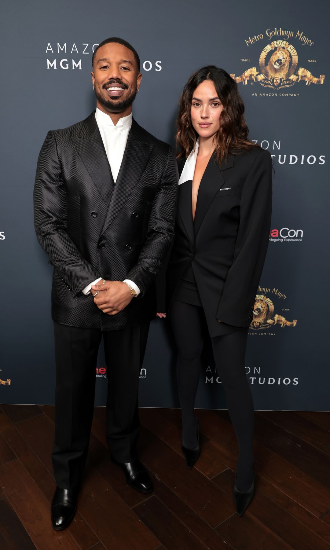 Adria Arjona and Michael B. Jordan star in 'The Thomas Crown Affair'