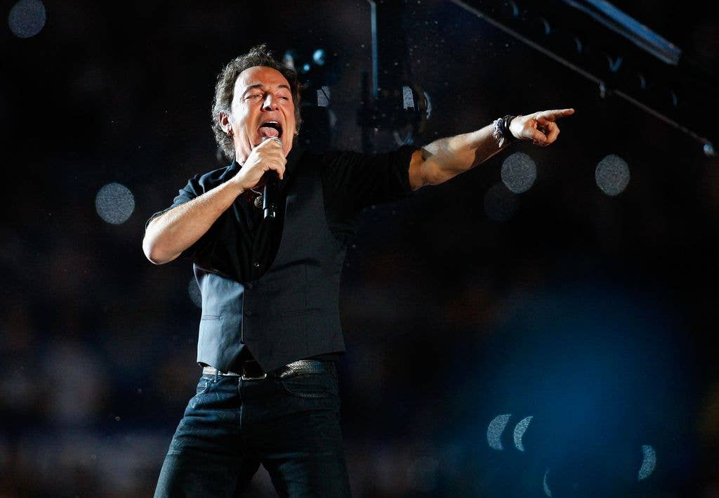 bruce springsteen singing