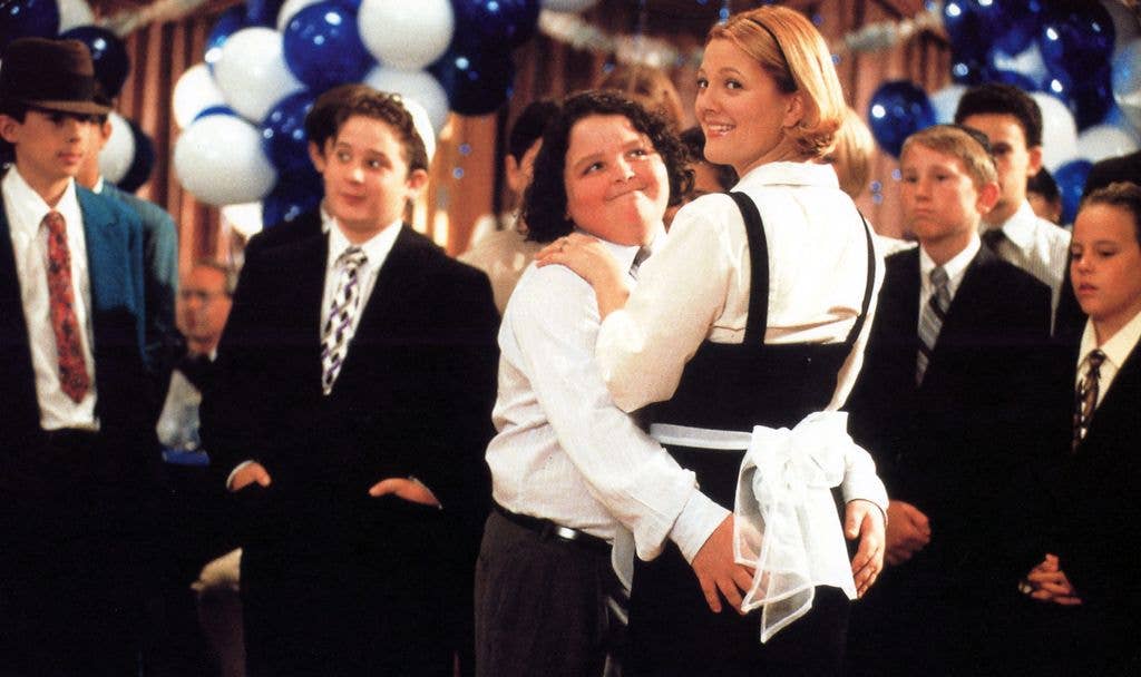 Jimmy Karz and Drew Barrymore in THE WEDDING SINGER
