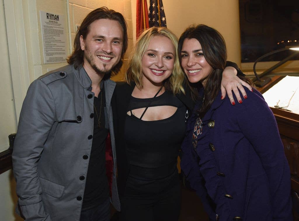 Jonathan Jackson and Hayden Panettiere and actress Lisa Vultaggio backstage during "Nashville for Africa" to benefit the African Chidlren's Choir at Ryman Auditorium on February 15, 2016 in Nashville, Tennessee.