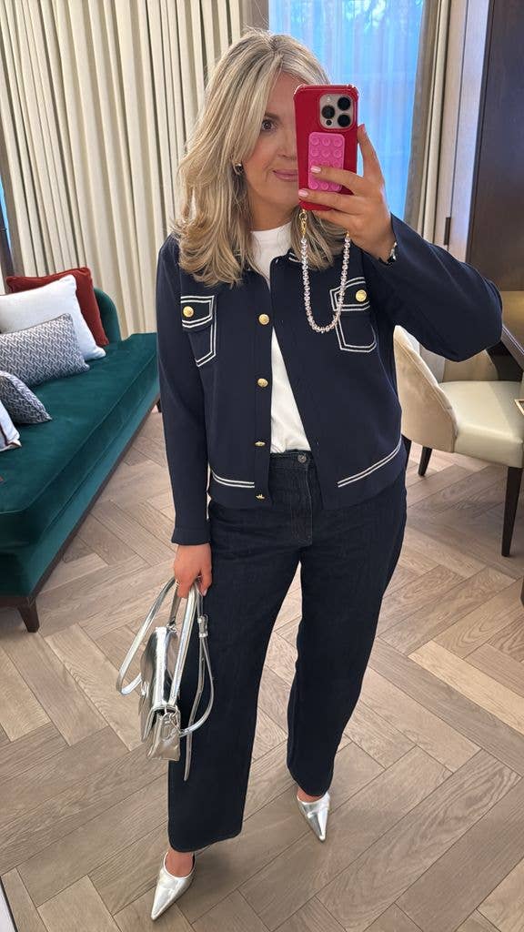 Comfort (cardigan) + Structure (jeans) + One Statement Piece (metallic accessories) 