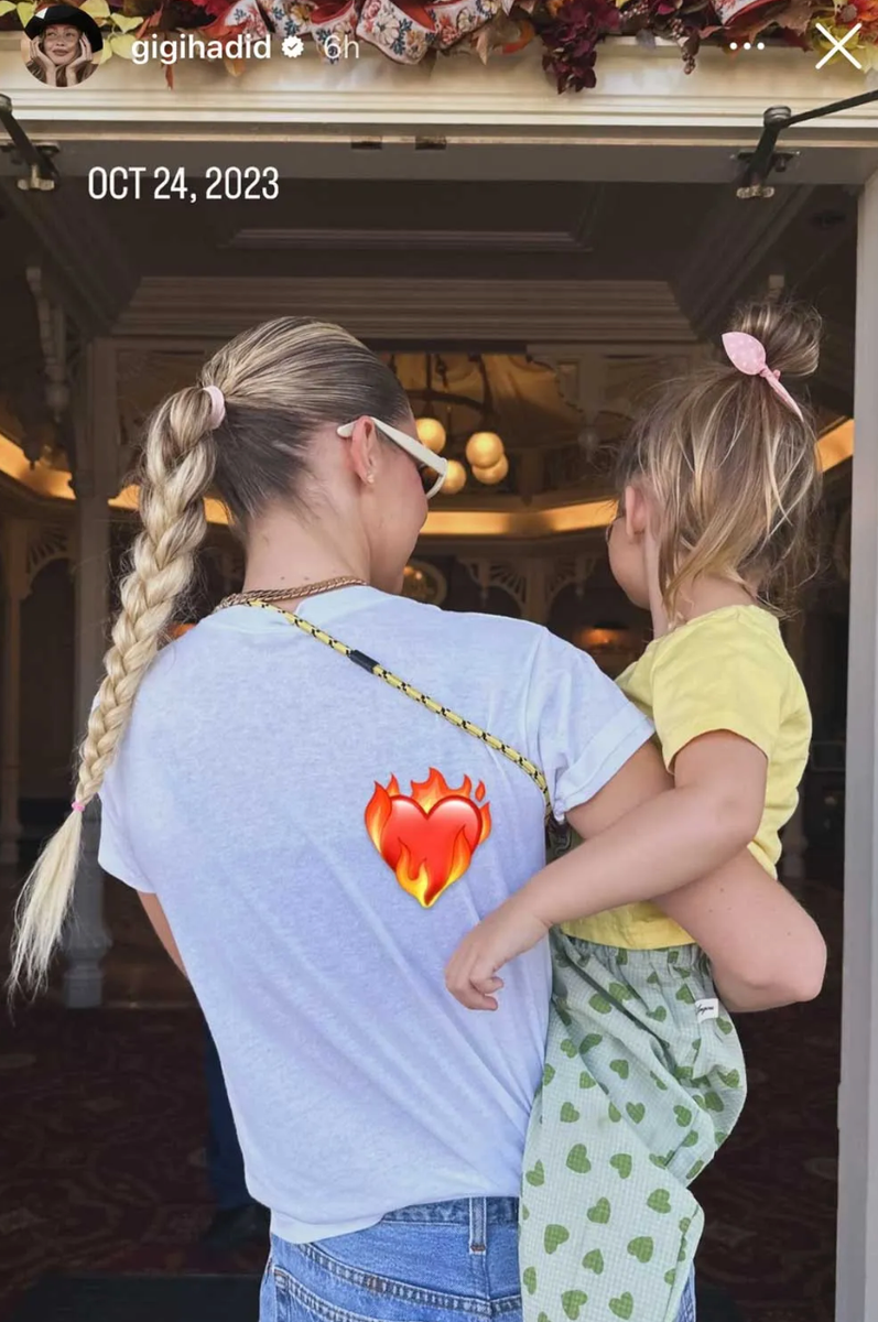 Gigi Hadid with her daughter Khai