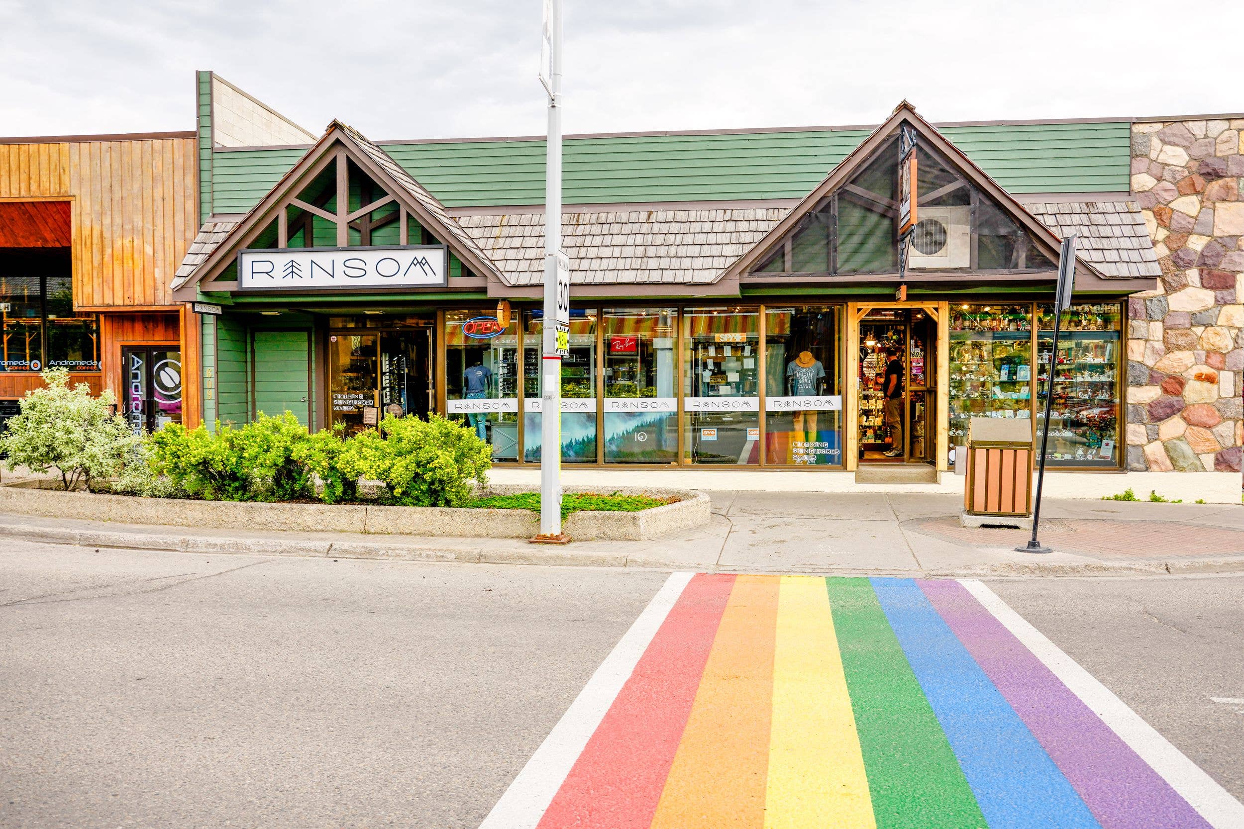 A street scene in Jasper, Alberta, Canada