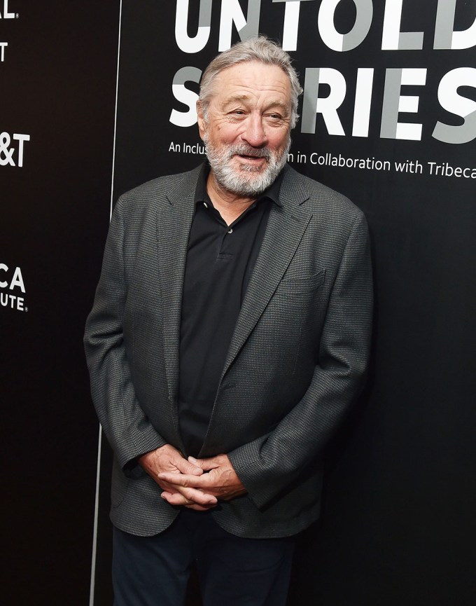 Robert De Niro poses