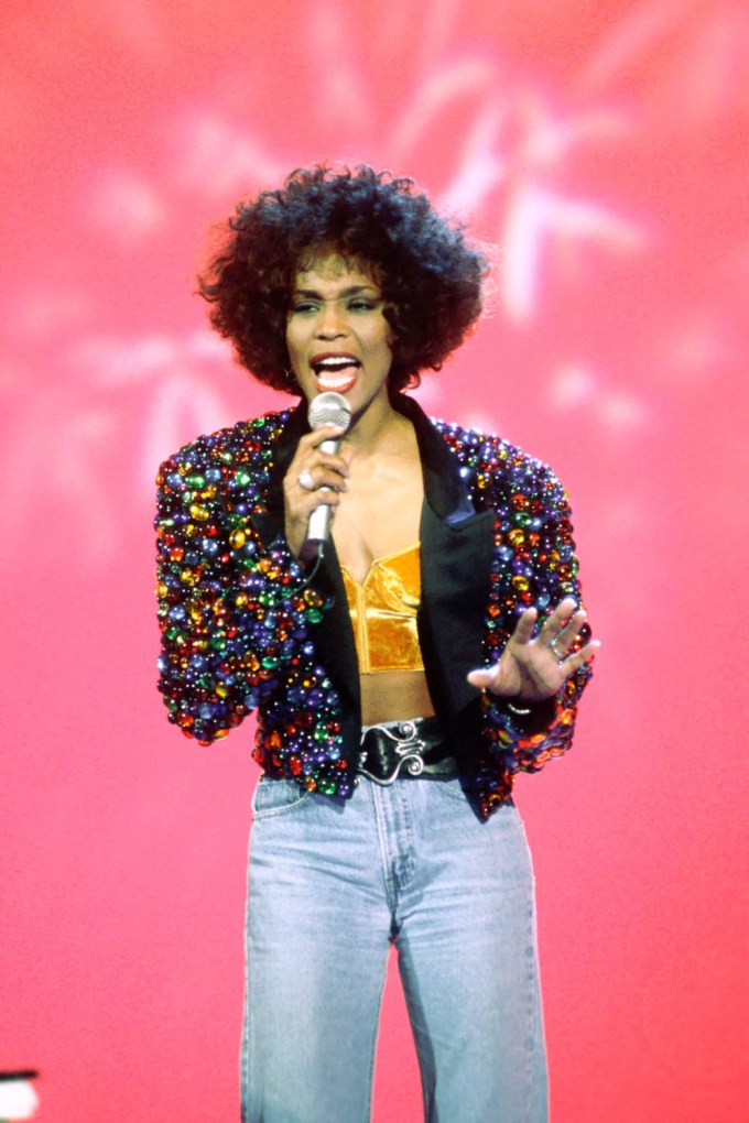 Whitney Houston Performing