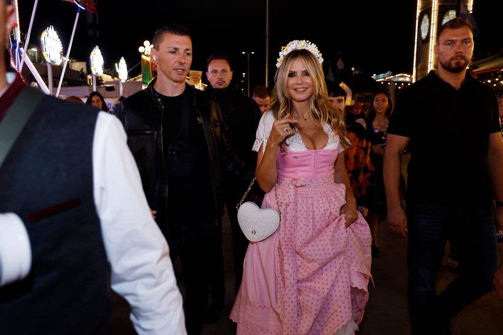 Heidi turned heads in the plunging corset