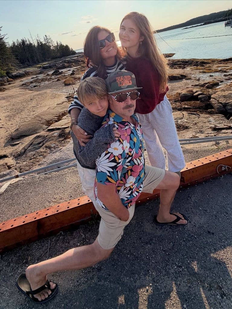 Tiffani enjoys family vacation in Hawaii