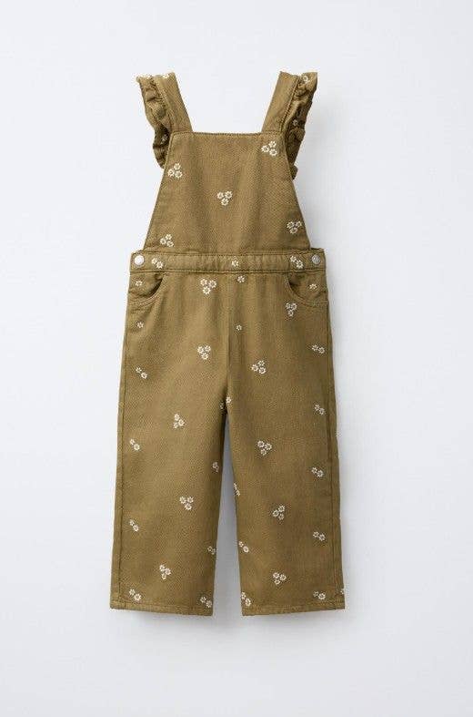 Little Palma wore these dungarees from Zara, with a pricetag of £23